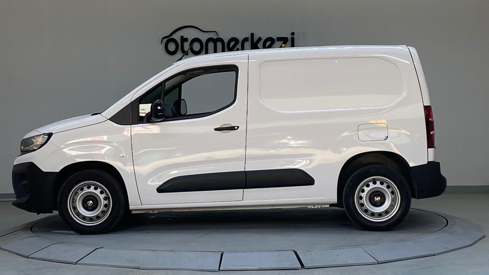 OPEL COMBO 22